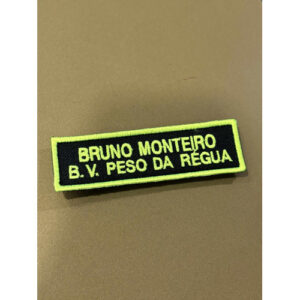 NOME BORDADO DE VELCRO C/ MEDIDAS 10 CM X 3 CM - C/REBORDO E CORPORAÇÃO