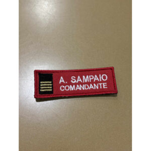 NOME BORDADO DE VELCRO COM CATEGORIA E DIVISA DE LADO