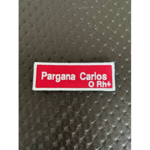 NOME BORDADO DE VELCRO C/ REBORDO E GRUPO - LETRA MAIÚSCULA E MINÚSCULA