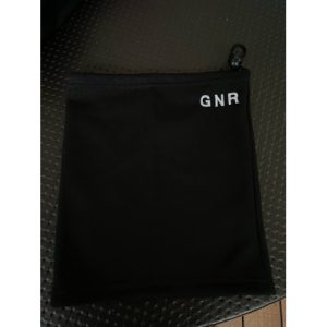 GOLA BORDADA COM GNR