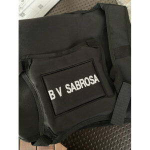 COLETE PORTA-RÁDIOS COM CORPORAÇÃO BORDADA NAS COSTAS