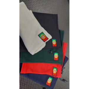 GOLA BORDADA COM BANDEIRA PORTUGUESA