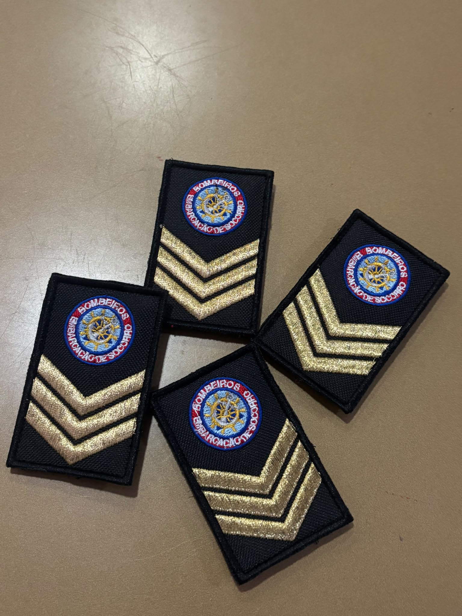 DIVISA VELCRO BORDADA COM BOLACHA DE EMBARCAÇÃO DE SOCORRO - Image 2