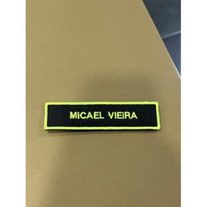 NOME BORDADO DE VELCRO C/ MEDIDAS 12 CM X 3 CM C/REBORDO