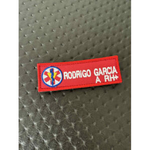 NOME BORDADO DE VELCRO COM GRUPO E EMBLEMA DA TAS (SEM TAS ESCRITO )