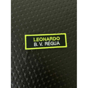 NOME BORDADO DE VELCRO COM NOME E CORPORAÇÃO A BRANCO C/REBORDO