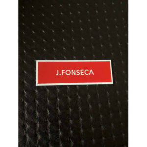 NOME DE PVC (PLÁSTICO) COM REBORDO SEM NADA ATRÁS