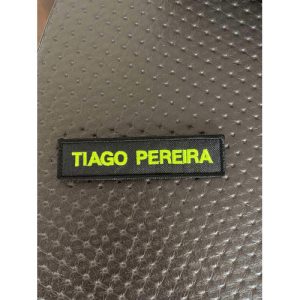 NOME BORDADO DE VELCRO C/ MEDIDAS 12 CM X 3 CM