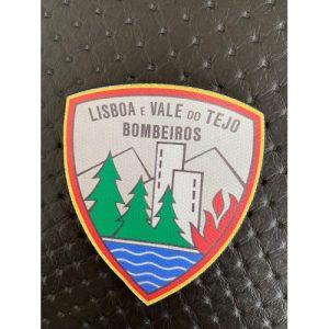 EMBLEMA ESTAMPADO DOS BOMBEIROS DE LISBOA E VALE DO TEJO