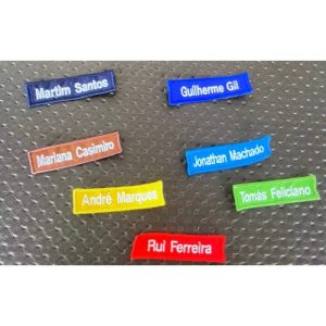 NOME BORDADO PARA BATA DE CRIANÇA/CENTRO/ LAR