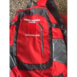 MOCHILA BORDADA COM CORPORAÇÃO, VELCRO PARA DIVISA E NOME