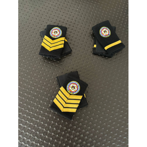 PAR DE PASSADORES BORDADO COM BOLACHA DA EIP - Image 2