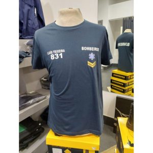 T-SHIRT DOS BOMBEIROS ESTAMPADA COM NOME , NÚMERO E DIVISA C/INEM