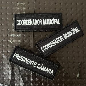 NOME BORDADO DE VELCRO COM CARGO/PROFISSÃO